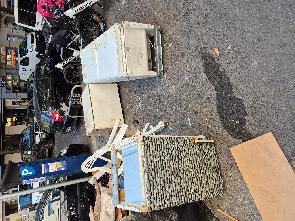 Foto zur Meldung: Abfall - Elektroschrott