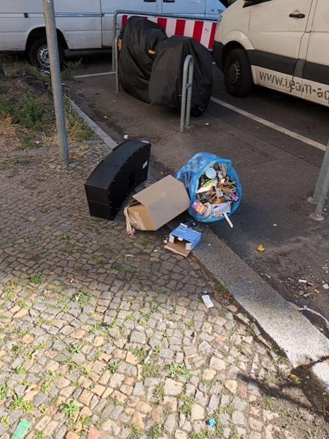 Foto zur Meldung: Abfall - Müllablagerung