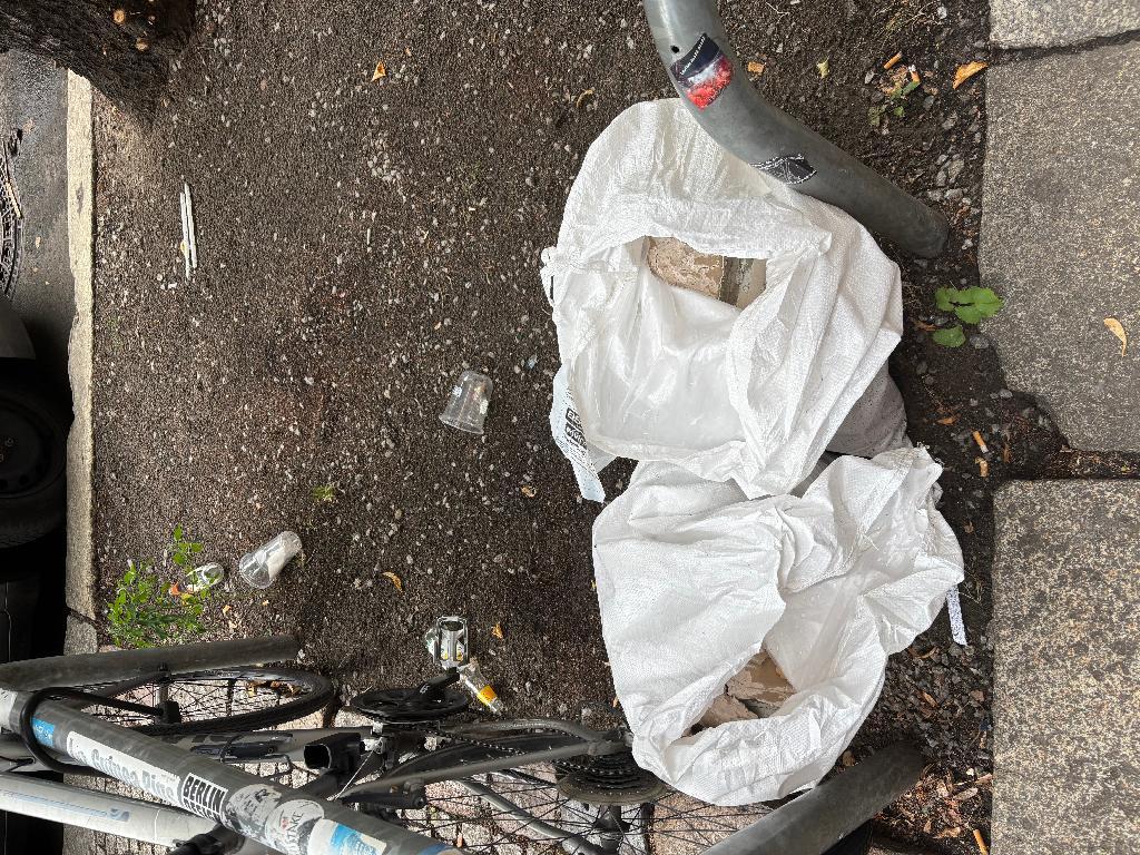 Foto zur Meldung: Abfall - Müllablagerung