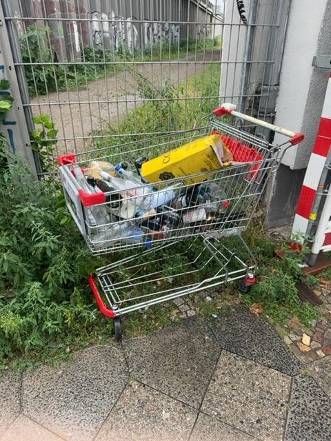 Foto zur Meldung: Abfall - Elektroschrott
