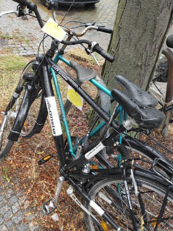 Foto zur Meldung: Abfall - Schrottfahrräder liste