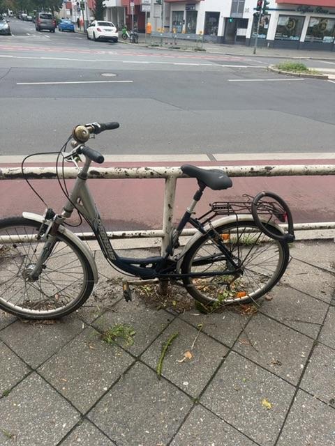 Foto zur Meldung: Abfall - Schrottfahrräder pr