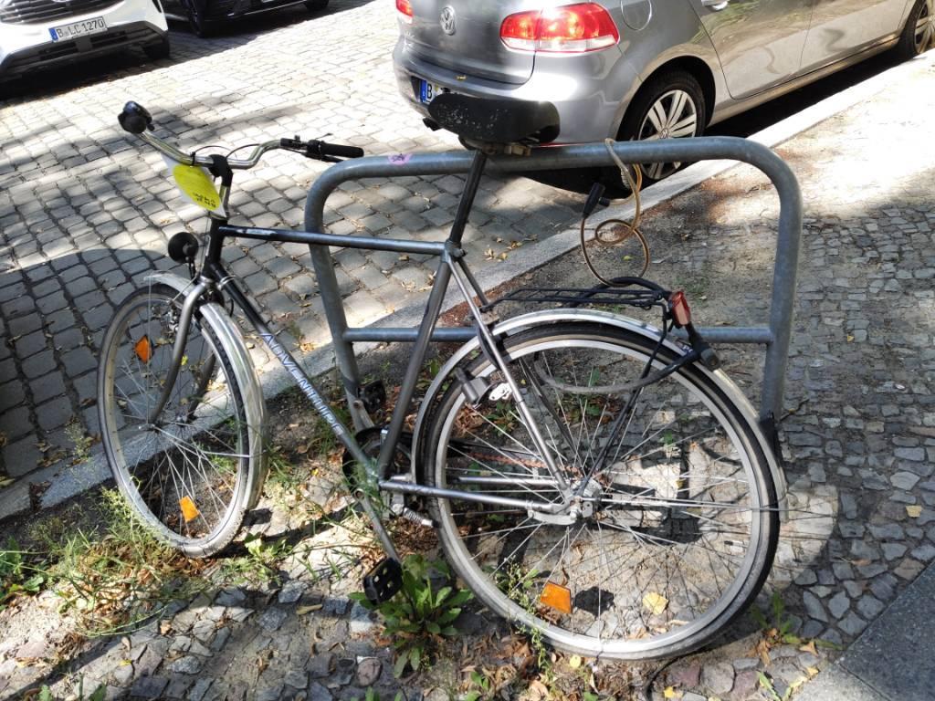 Foto zur Meldung: Abfall - Schrottfahrräder liste