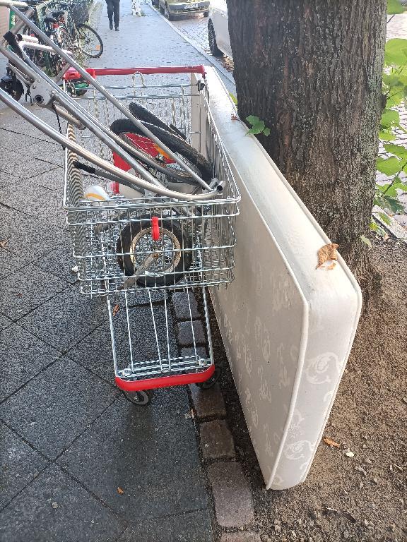 Foto zur Meldung: Abfall - Sperrmüll