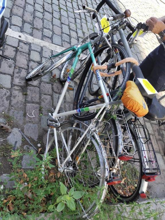 Foto zur Meldung: Abfall - Schrottfahrräder liste