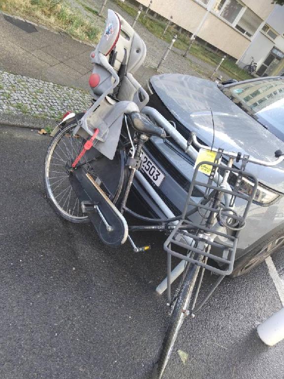 Foto zur Meldung: Abfall - Schrottfahrräder liste