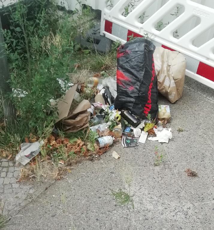 Foto zur Meldung: Abfall - Müllablagerung