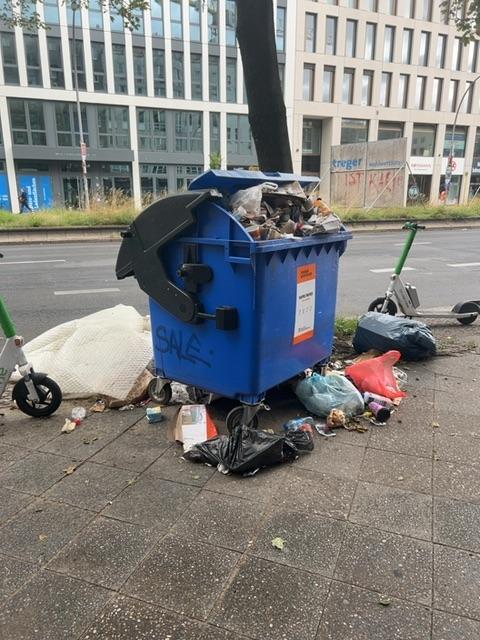 Foto zur Meldung: Abfall - Müllablagerung