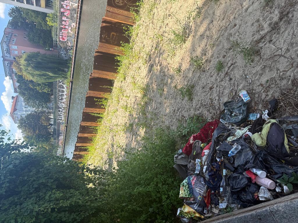 Foto zur Meldung: Abfall - Müllablagerung