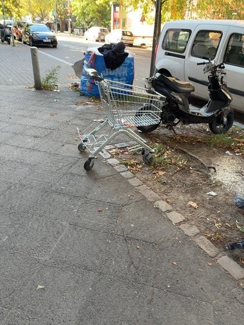 Foto zur Meldung: Abfall - Elektroschrott