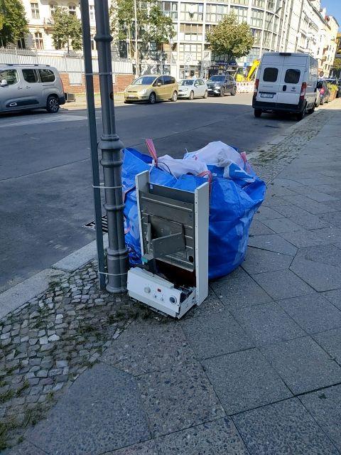 Foto zur Meldung: Abfall - Elektroschrott
