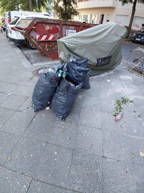 Foto zur Meldung: Abfall - Müllablagerung