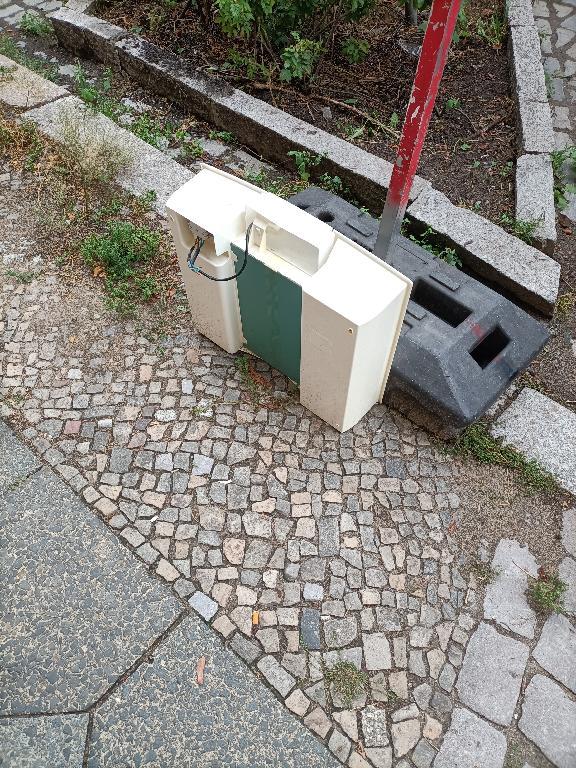 Foto zur Meldung: Abfall - Elektroschrott