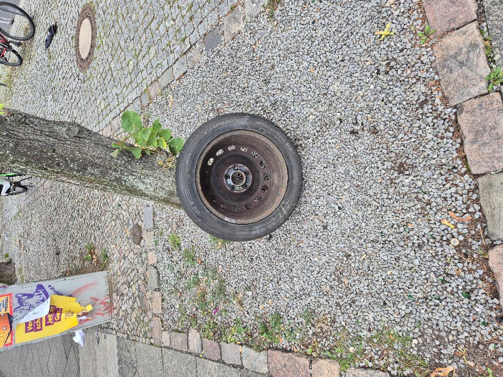 Foto zur Meldung: Abfall - Elektroschrott