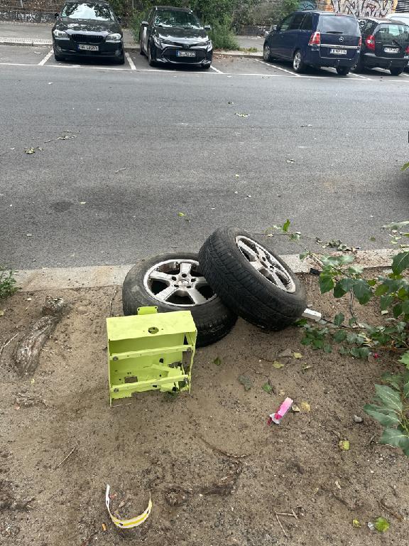 Foto zur Meldung: Abfall - Elektroschrott