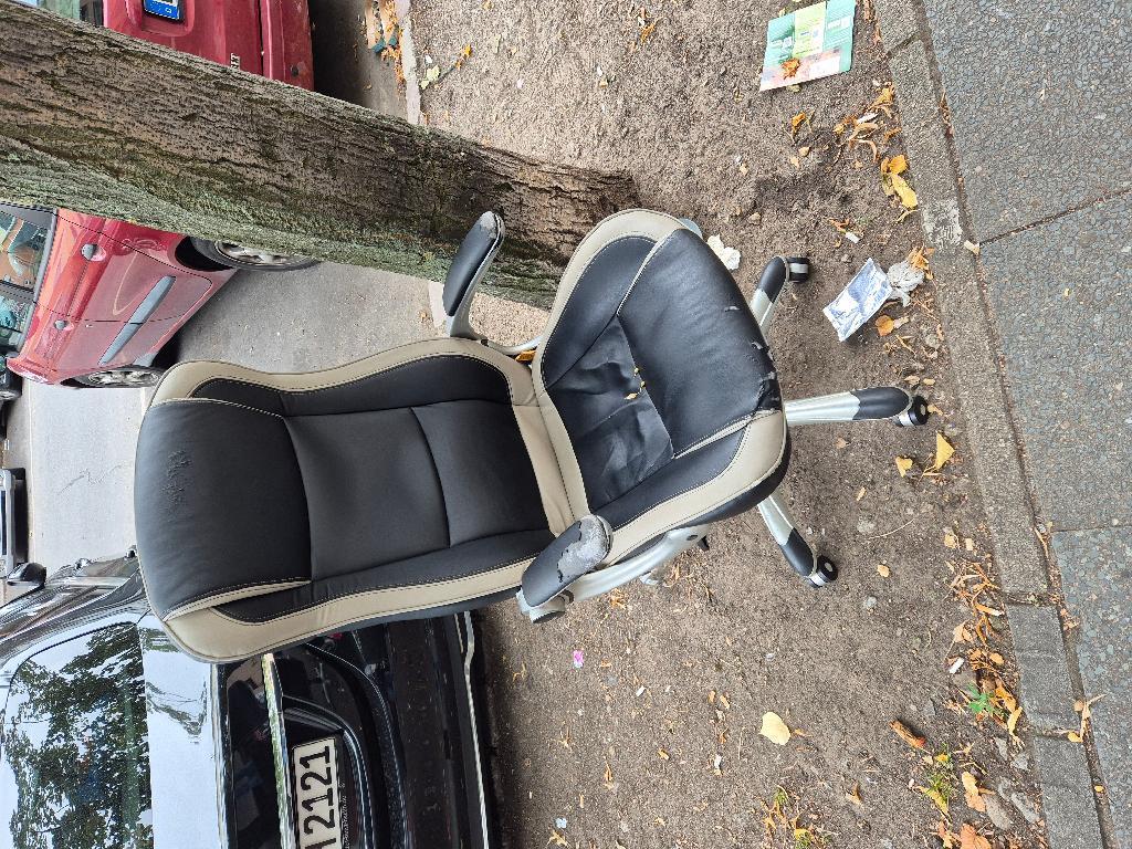 Foto zur Meldung: Abfall - Sperrmüll