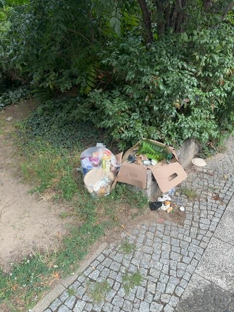 Foto zur Meldung: Abfall - Müllablagerung