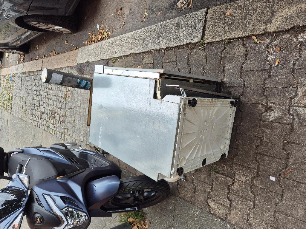 Foto zur Meldung: Abfall - Elektroschrott