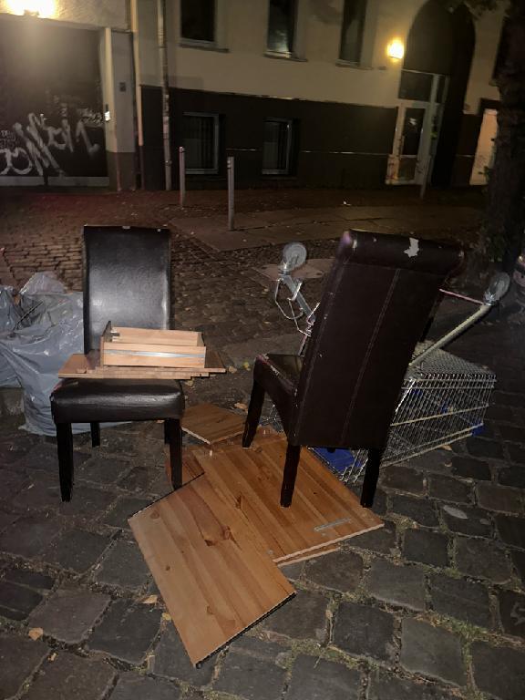 Foto zur Meldung: Abfall - Elektroschrott