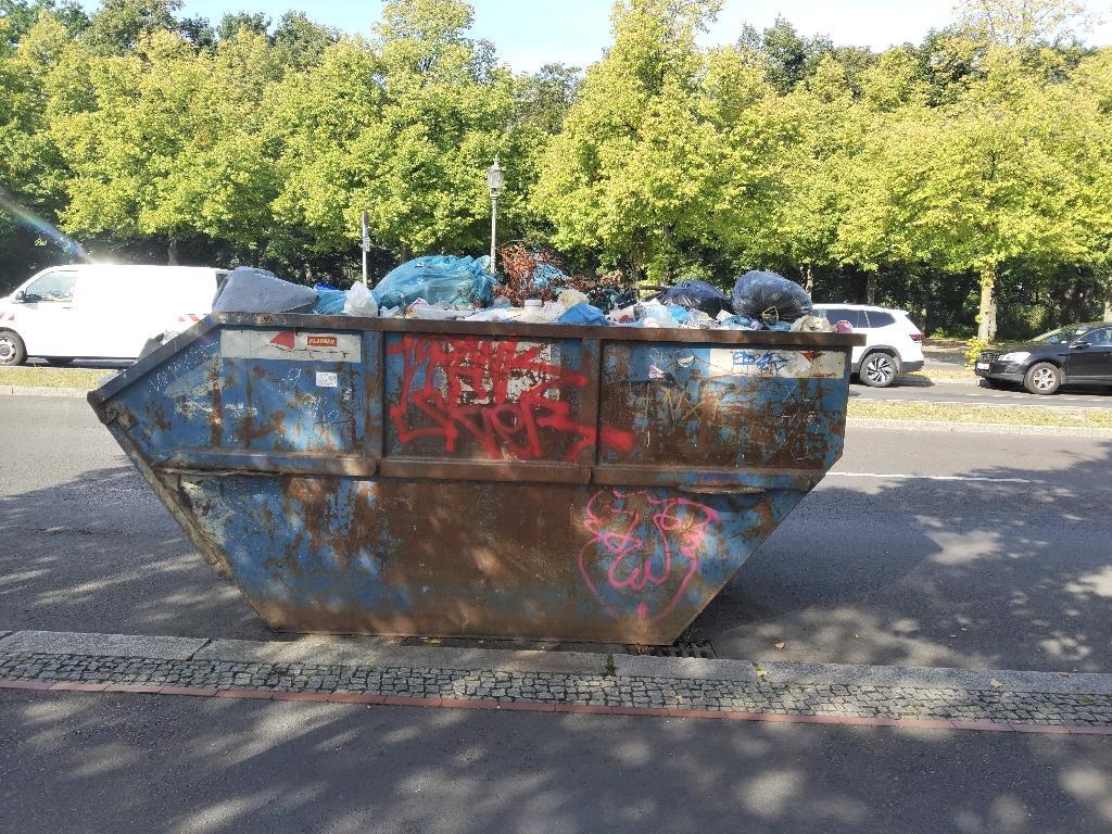 Foto zur Meldung: Bauabfälle abgelagert