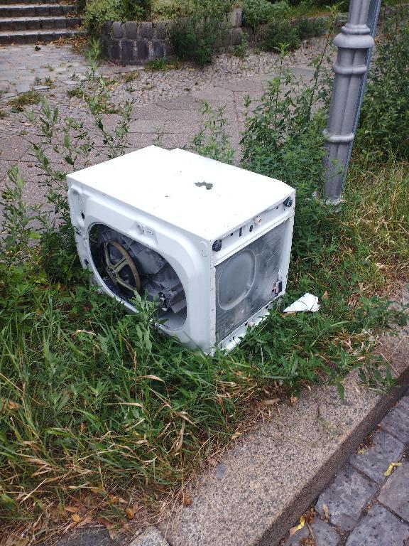 Foto zur Meldung: Abfall - Elektroschrott