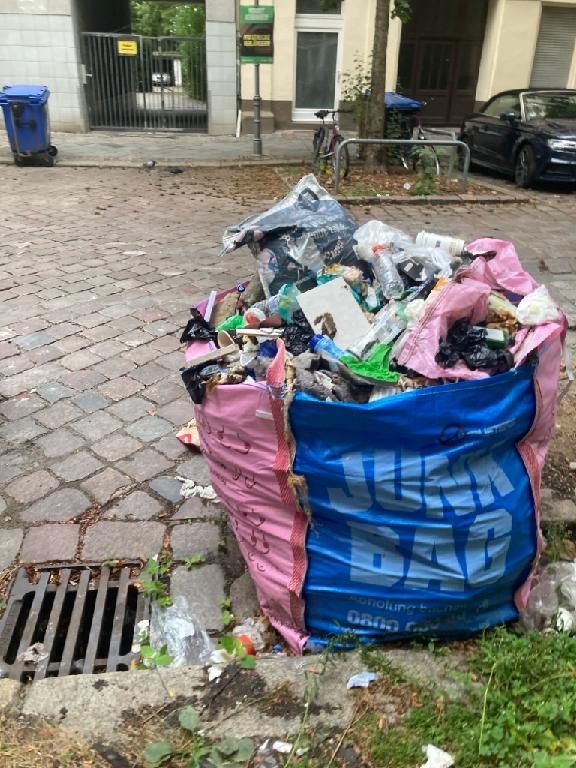 Foto zur Meldung: Abfall - Müllablagerung
