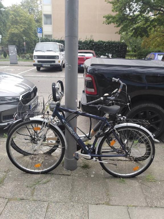 Foto zur Meldung: Abfall - Schrottfahrräder liste