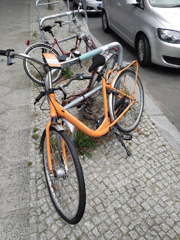 Foto zur Meldung: Abfall - Schrottfahrräder liste