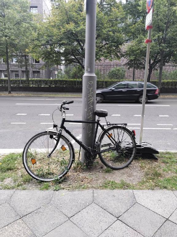 Foto zur Meldung: Abfall - Schrottfahrräder liste