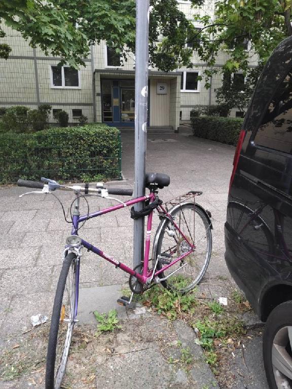 Foto zur Meldung: Abfall - Schrottfahrräder liste