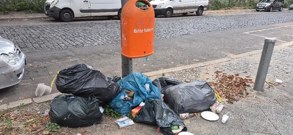 Foto zur Meldung: Abfall - Müllablagerung