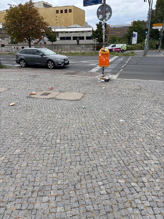 Foto zur Meldung: Abfall - Papierkörbe