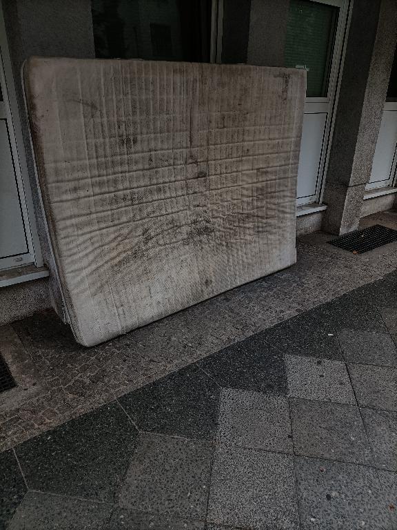Foto zur Meldung: Abfall - Sperrmüll