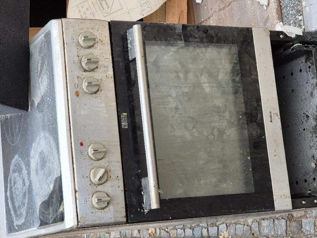 Foto zur Meldung: Abfall - Elektroschrott