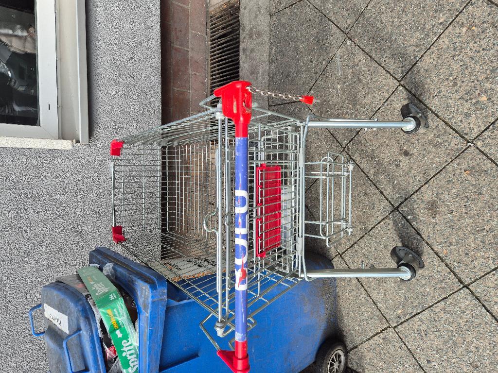 Foto zur Meldung: Abfall - Elektroschrott